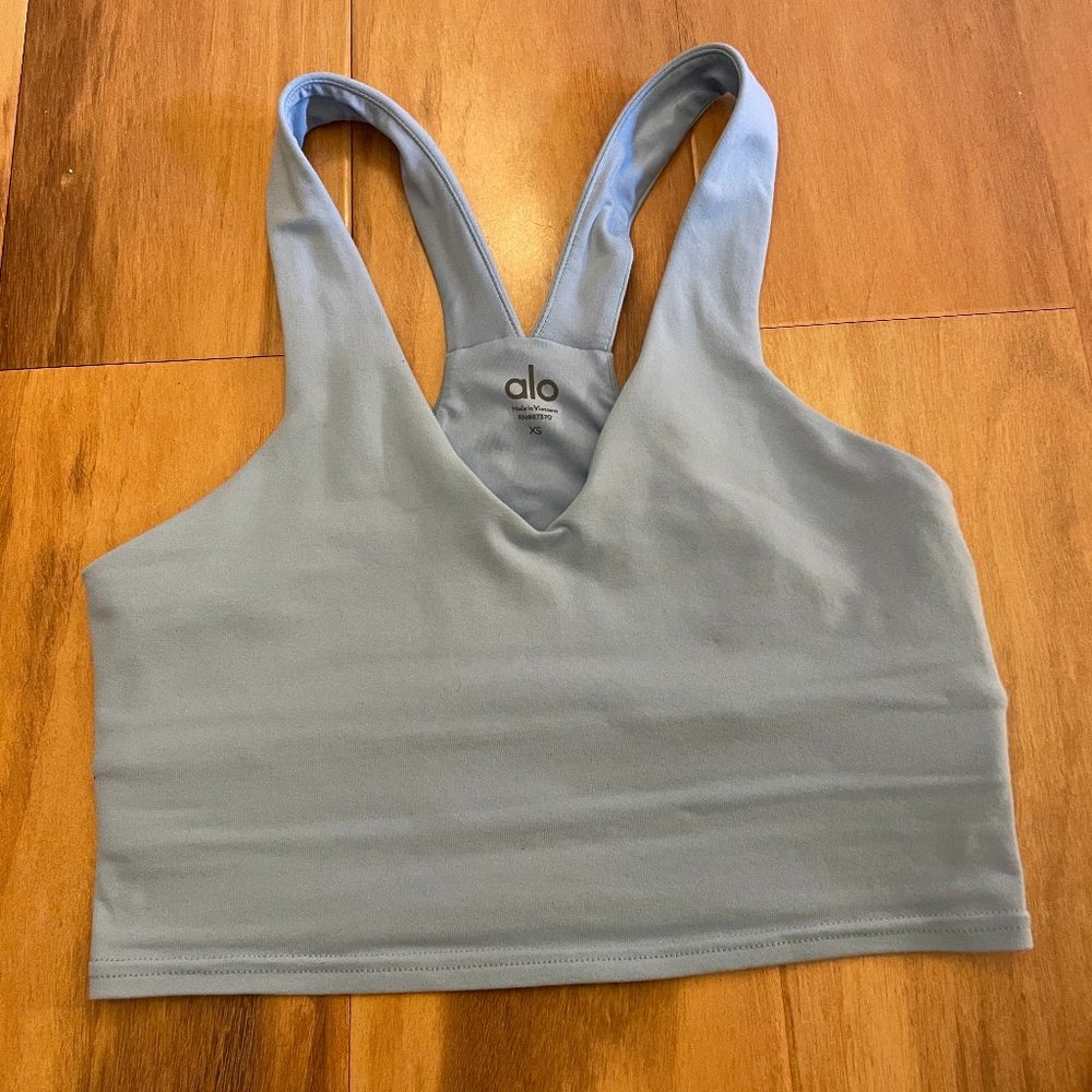 ALO YOGA | Airbrush Real Bra Tank in Chalk Blue